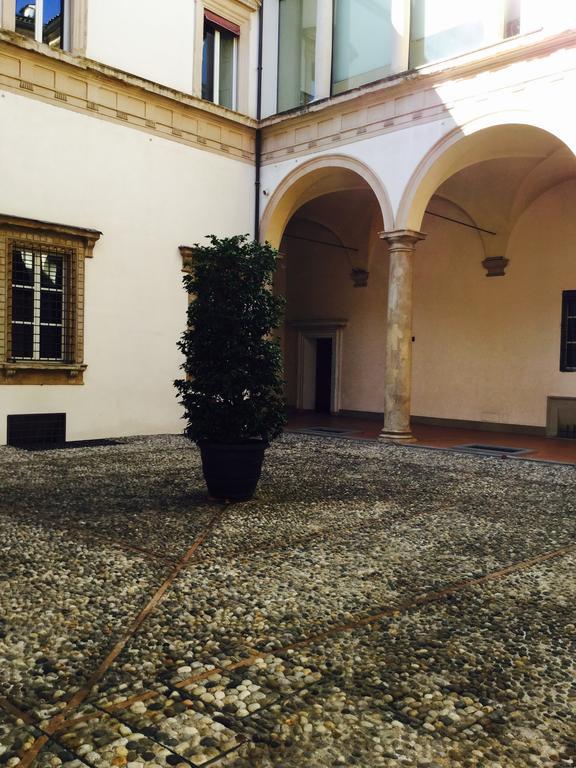 Apartamento Tl Palazzo Fantuzzi Bolonia Habitación foto