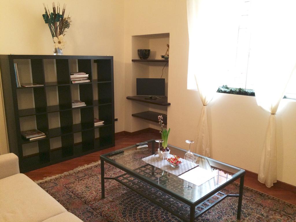 Apartamento Tl Palazzo Fantuzzi Bolonia Habitación foto